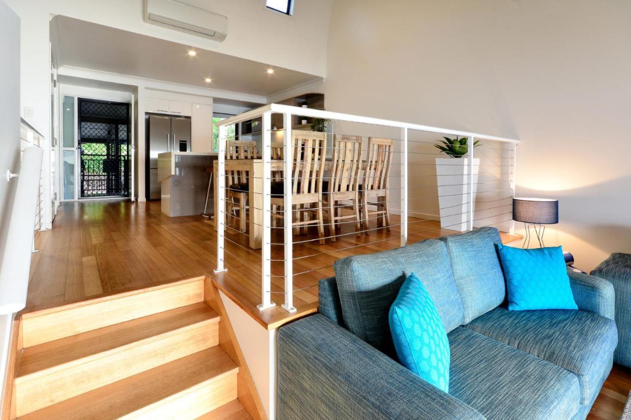 Shorelines 31 Renovated Upmarket Two Bedroom Apartment With Ocean Views And Buggy Хамилтън Айлънд Екстериор снимка