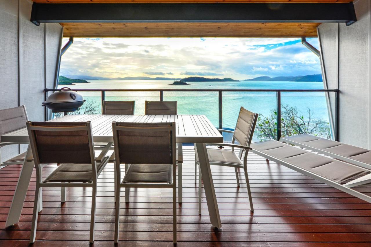 Shorelines 31 Renovated Upmarket Two Bedroom Apartment With Ocean Views And Buggy Хамилтън Айлънд Екстериор снимка